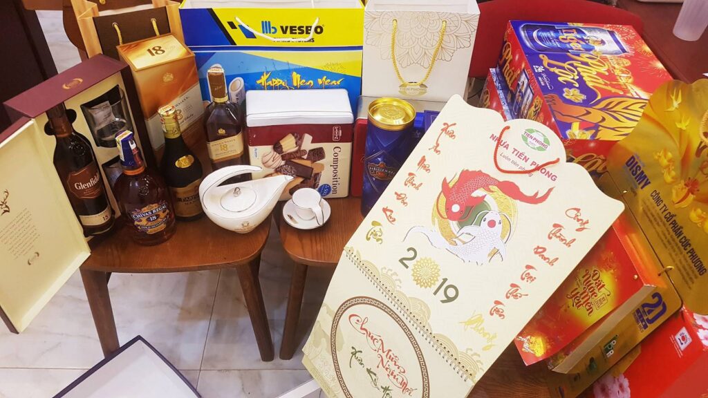 qua tang ong vesbo khach hang-dai ly tai ha noi