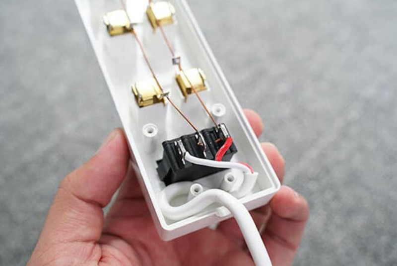 Các bước đấu điện 1 công tắc 1 ổ cắm panasonic đấu dây cho ổ cắm