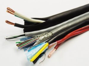 Ưu nhược điểm của dây cáp điện dẫn đồng, nhôm và thép